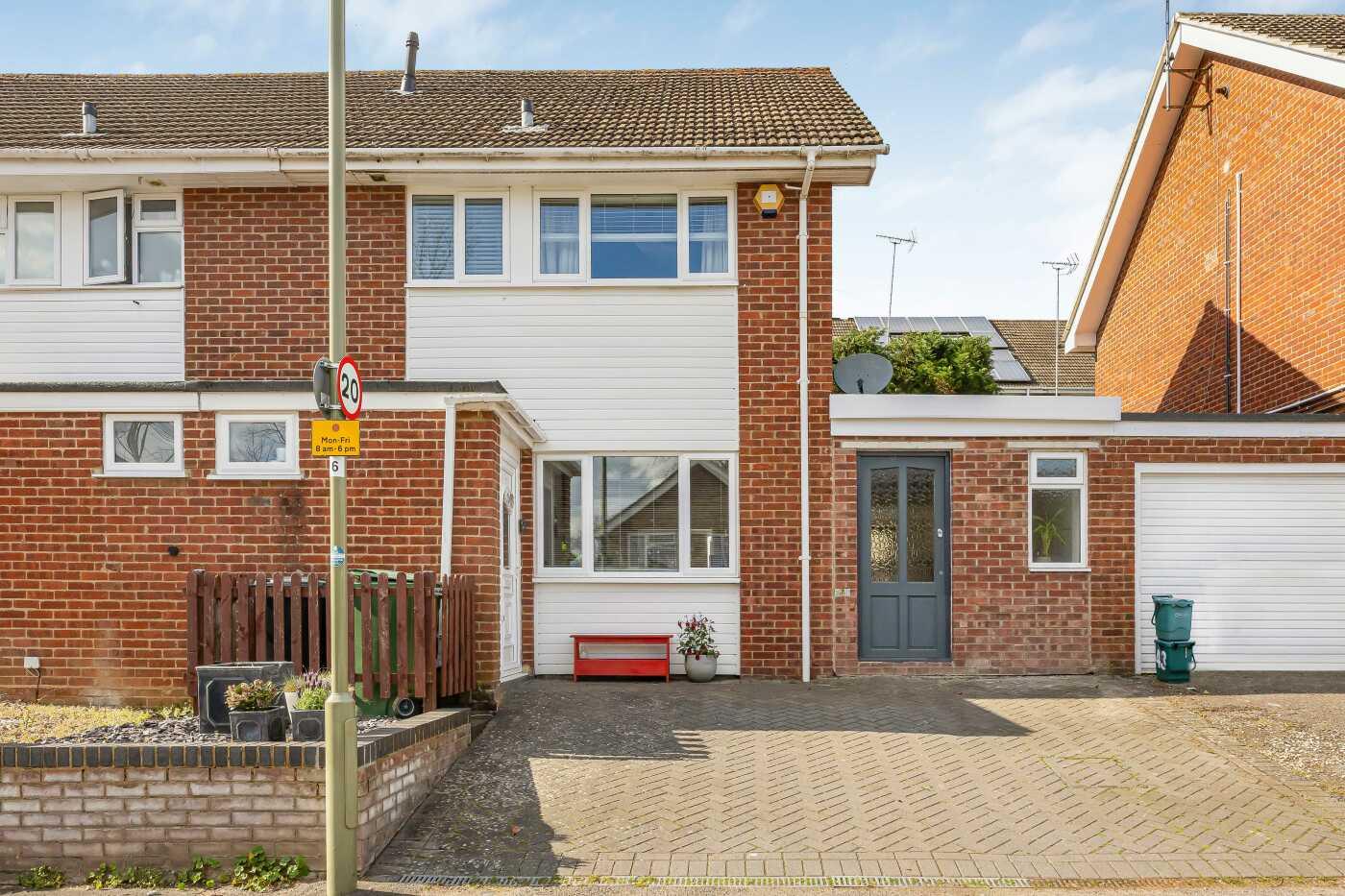 3 bed property in Ancastle Green, Henley-On-Thames